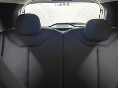 Toyota Aygo X 1.0 Lounge 72cv (7)