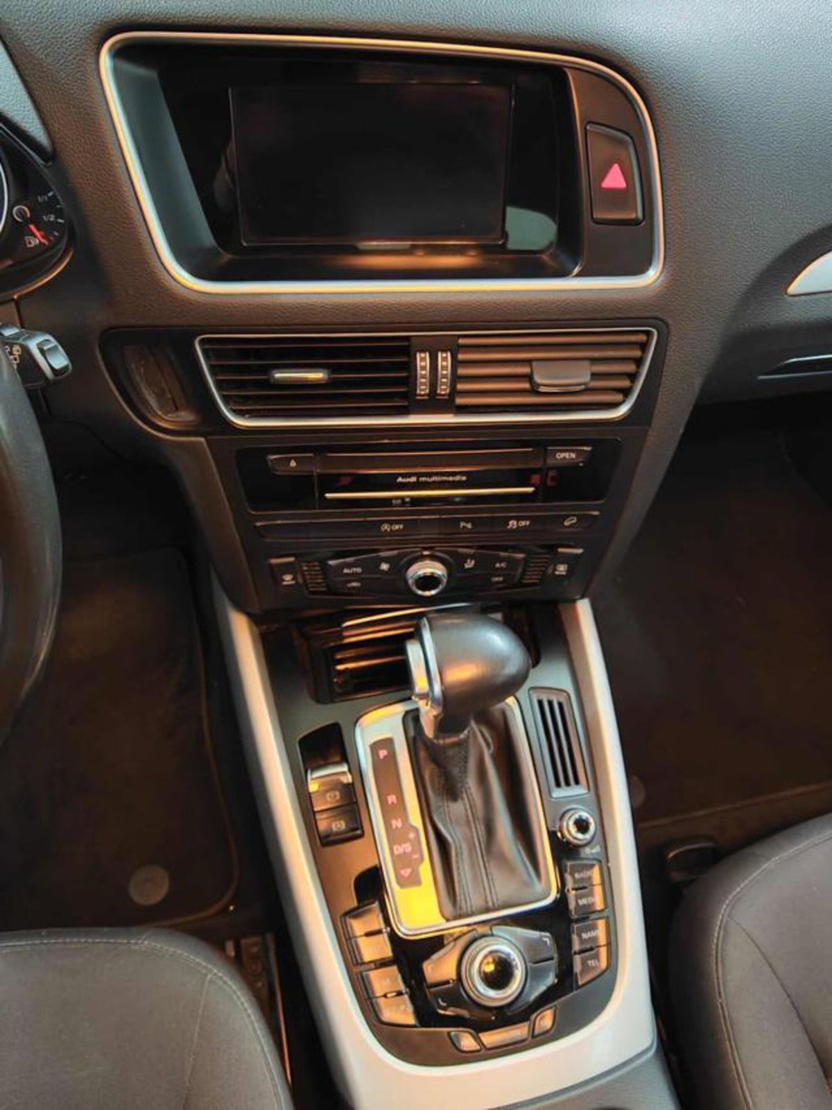 Audi Q5 2.0 TDI 190 CV clean diesel quattro (7)