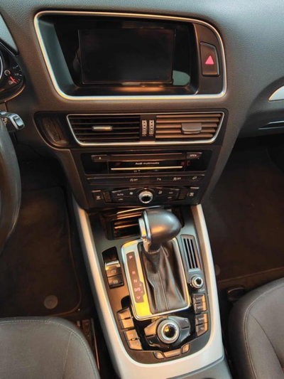 Audi Q5 2.0 TDI 190 CV clean diesel quattro (7)