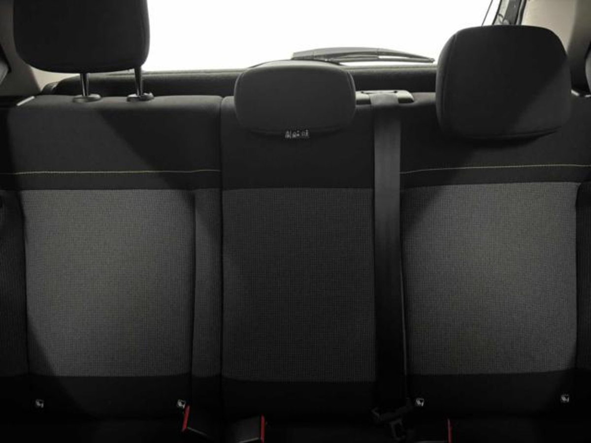 Citroen C3 PureTech 82 S&S Shine (7)