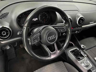 Audi A3 1.6 TDI Design (5)