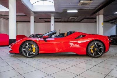 Ferrari SF90 Spider 4.0 F1 (4)