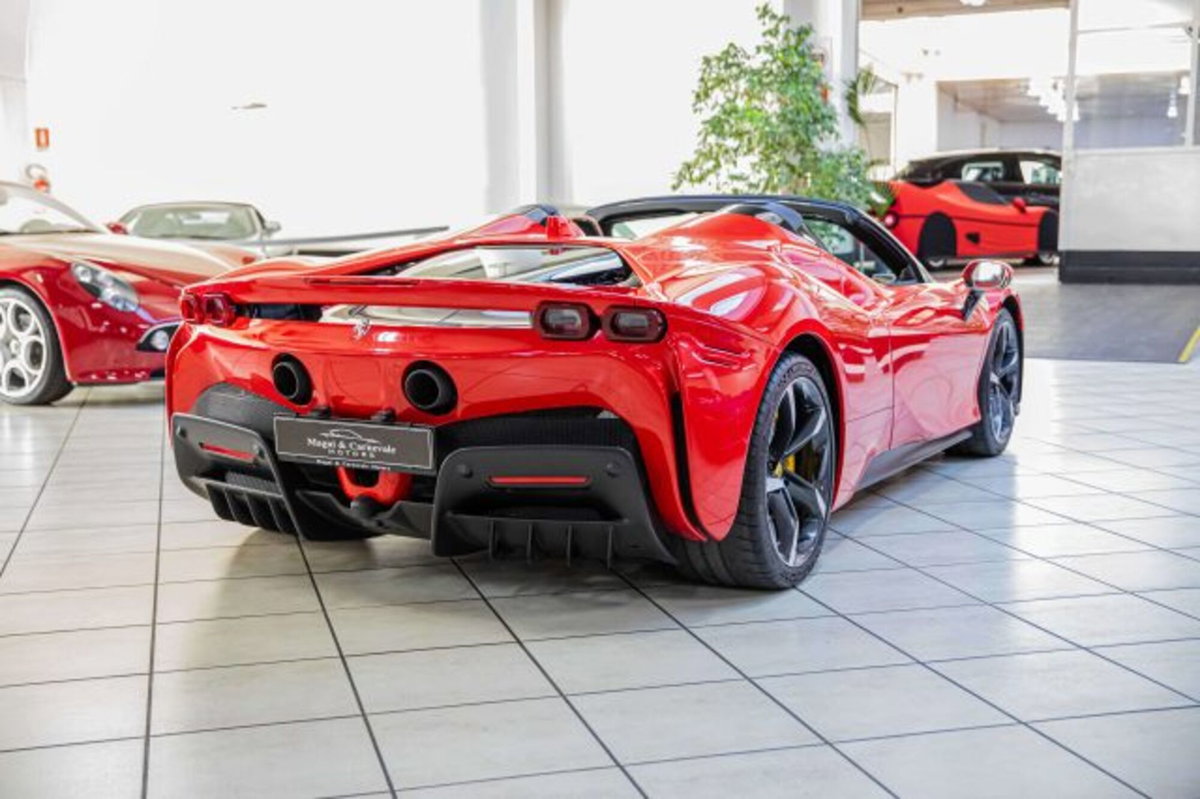 Ferrari SF90 Spider 4.0 F1 (7)