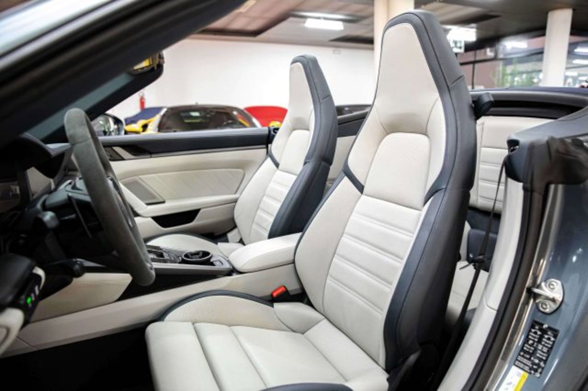 Porsche 911 Cabrio 3.0 Carrera S 480cv auto (10)