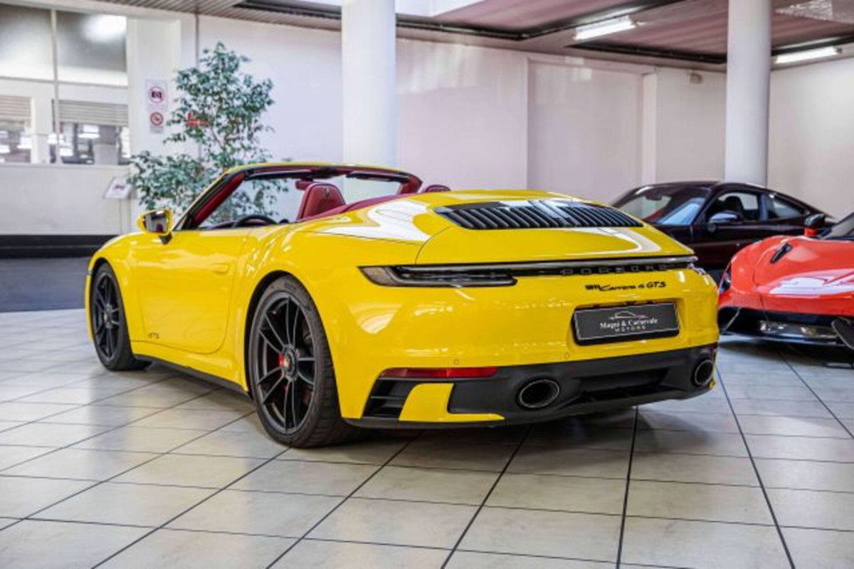 Porsche 911 Cabrio Cabrio 3.0 Carrera 4 GTS (5)