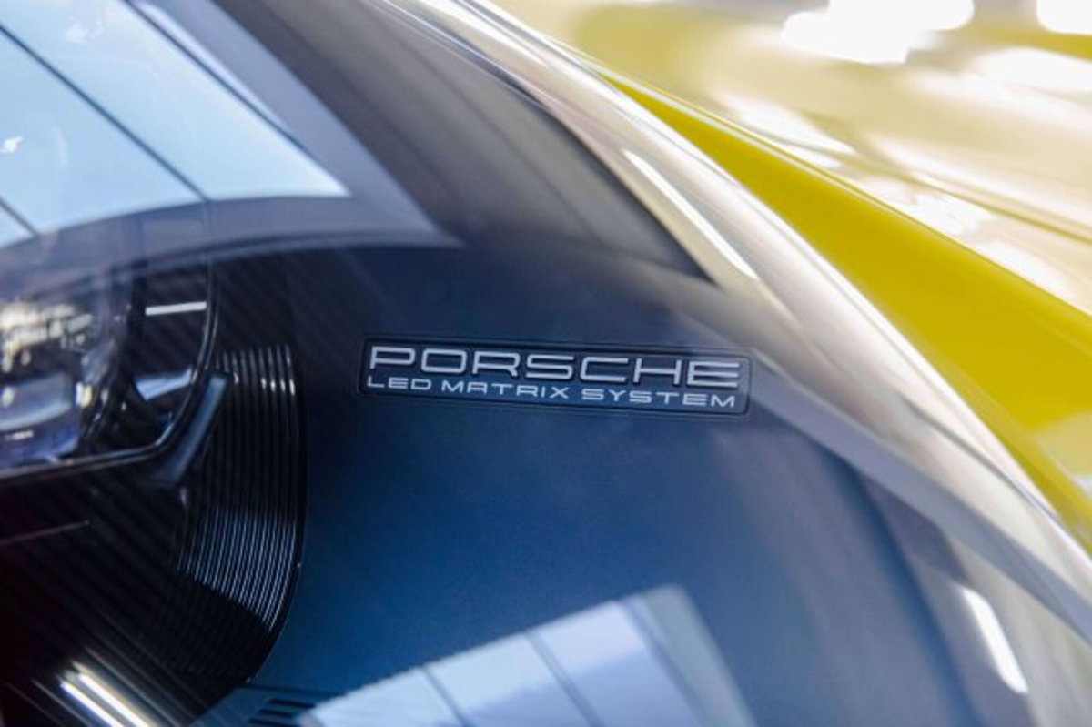 Porsche 911 Cabrio Cabrio 3.0 Carrera 4 GTS (9)