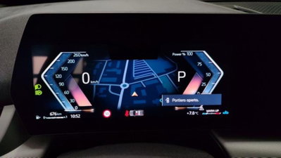 BMW X1 sDrive 18i Msport (8)