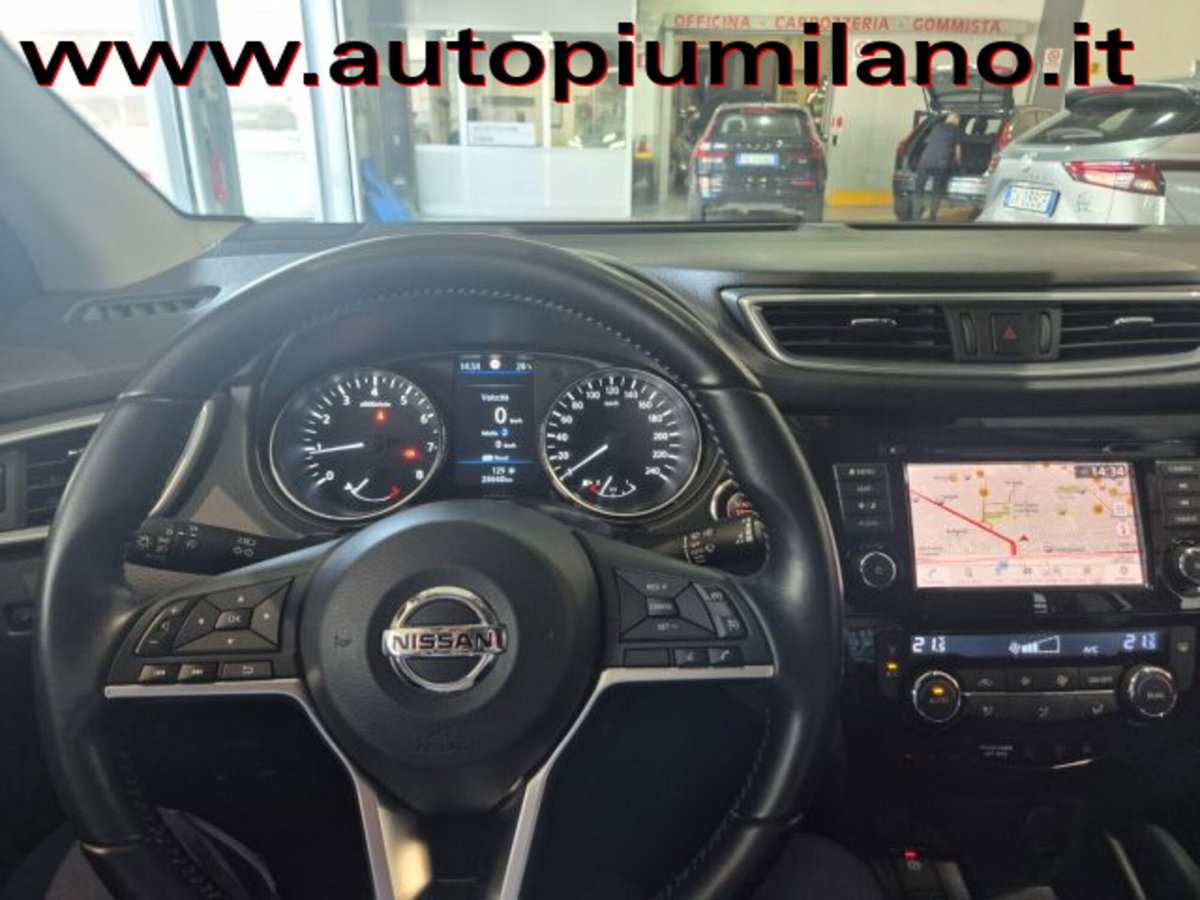 Nissan Qashqai 1.3 DIG-T 140 CV N-Connecta (8)