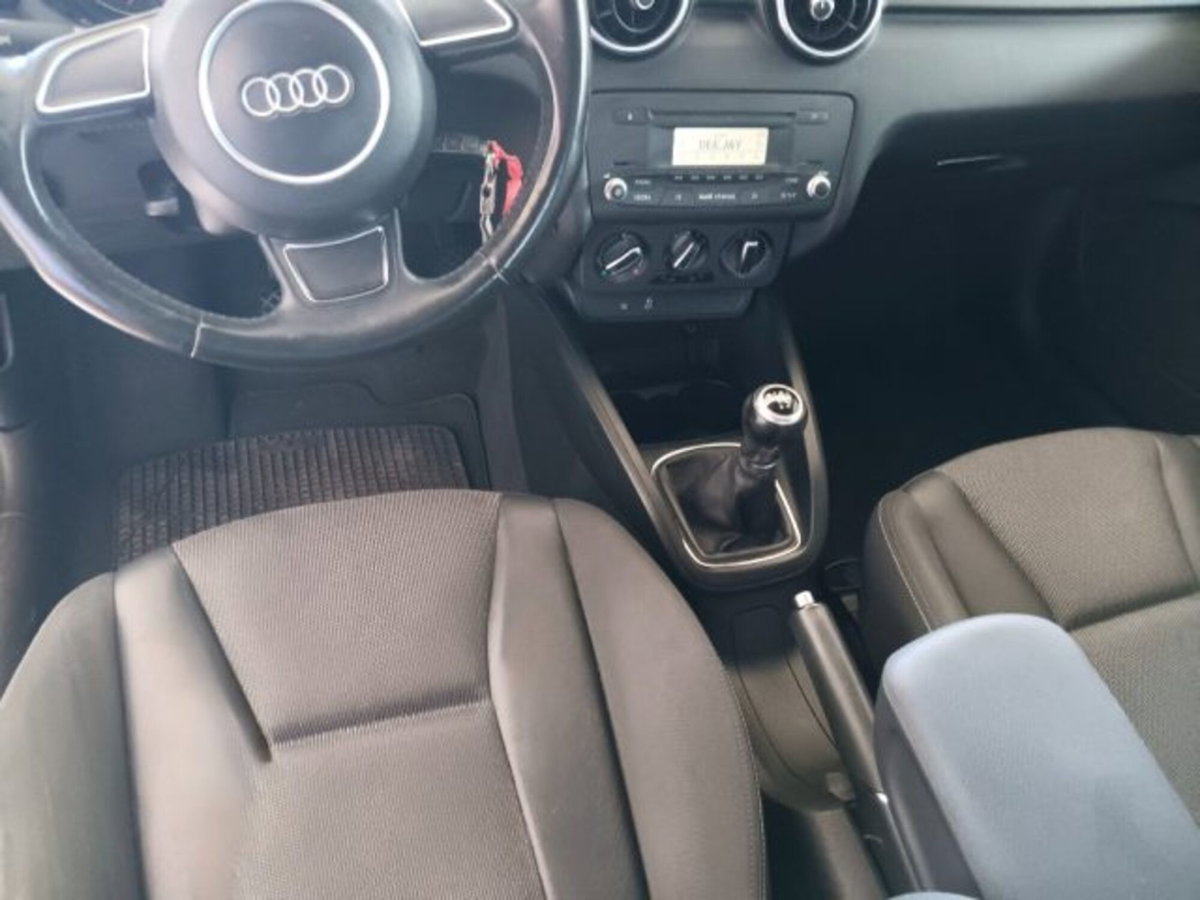 Audi A1 1.2 TFSI Ambition (9)