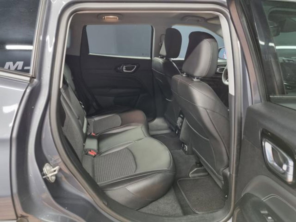 Jeep Compass 1.6 Multijet II 2WD Limited (16)