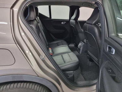 Volvo XC40 T5 Recharge Plug-in Hybrid Inscription Expression (19)