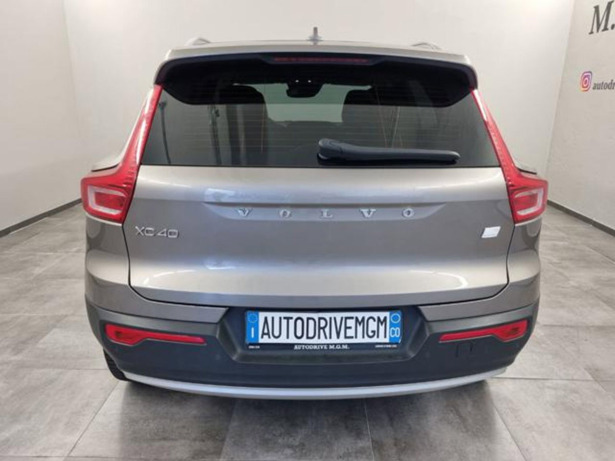 Volvo XC40 T5 Recharge Plug-in Hybrid Inscription Expression (3)