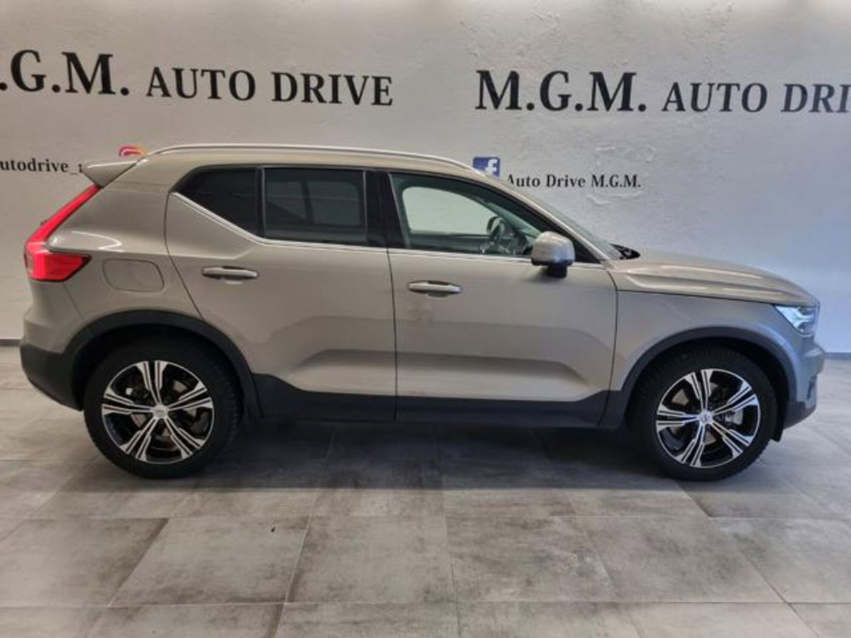 Volvo XC40 T5 Recharge Plug-in Hybrid Inscription Expression (4)