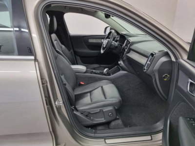 Volvo XC40 T5 Recharge Plug-in Hybrid Inscription Expression (9)