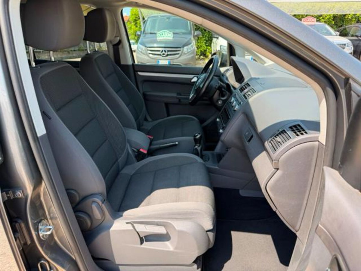 Volkswagen Touran 1.6 TDI Comfortline (6)