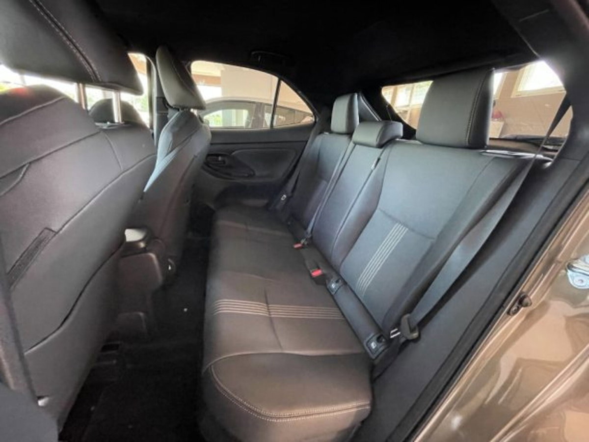 Toyota Yaris Cross 1.5 Hybrid 5p. E-CVT Adventure (8)