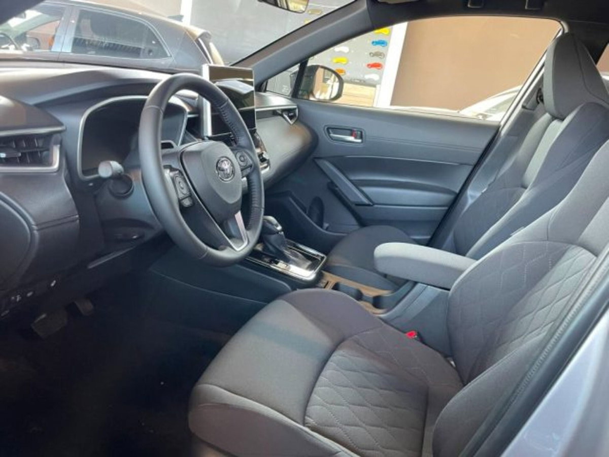 Toyota Corolla Cross Hybrid 1.8h Icon fwd 140cv e-cvt (10)