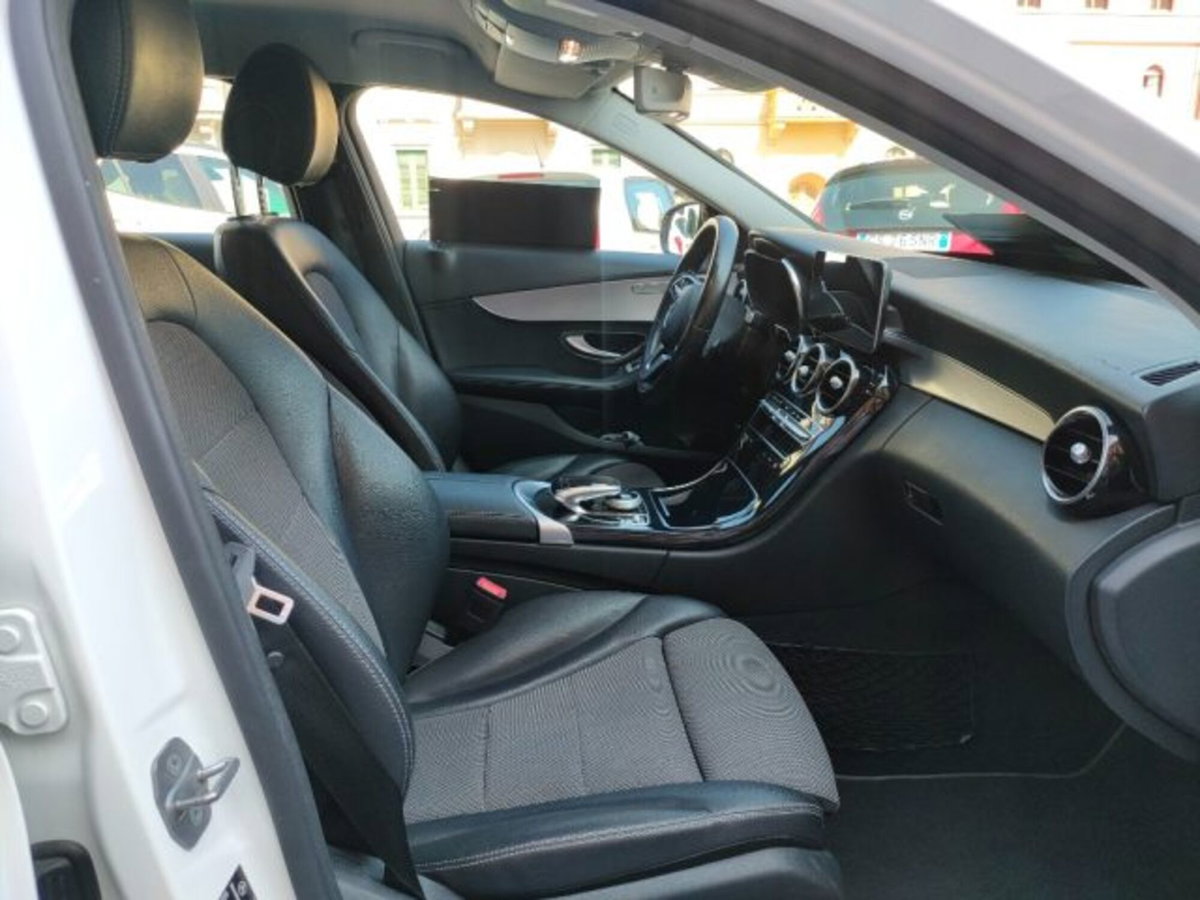 Mercedes-Benz Classe C Station Wagon 220 d Auto Sport Plus (13)
