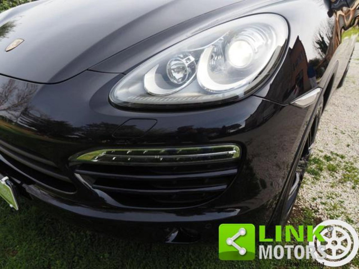 Porsche Cayenne 3.0 Diesel (10)