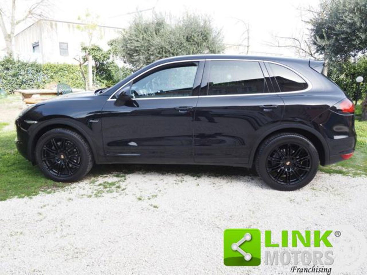 Porsche Cayenne 3.0 Diesel (8)