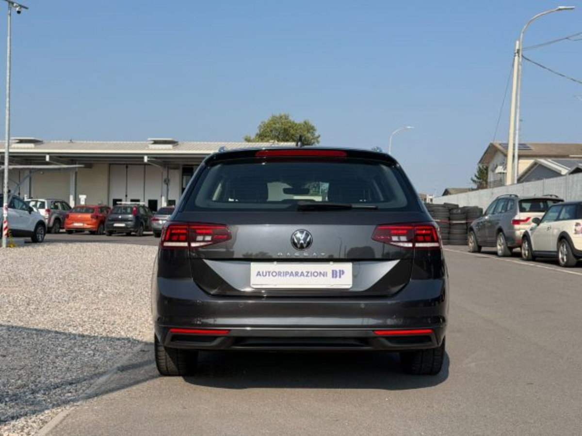 Volkswagen Passat Variant 2.0 TDI SCR 122 CV EVO DSG Business (5)