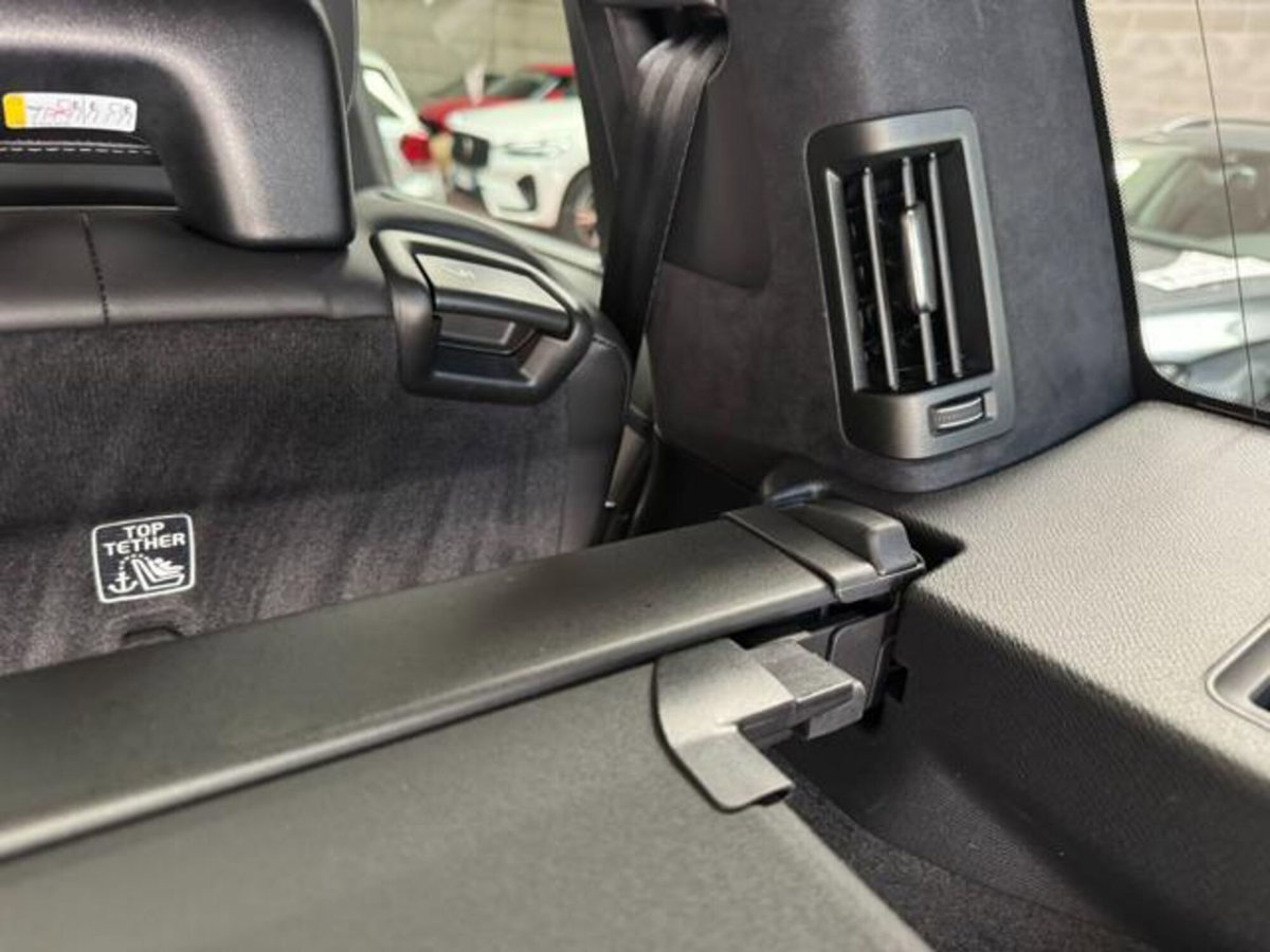 Volvo XC90 T6 AWD Geartronic 7 posti Momentum (11)