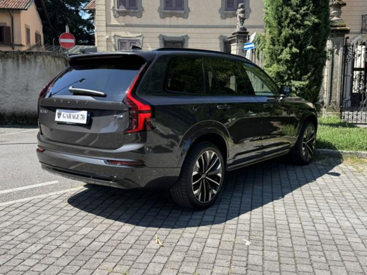 Volvo XC90 T6 AWD Geartronic 7 posti Momentum (4)