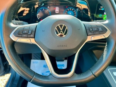 Volkswagen Golf Variant 2.0 TDI SCR DSG Style (19)