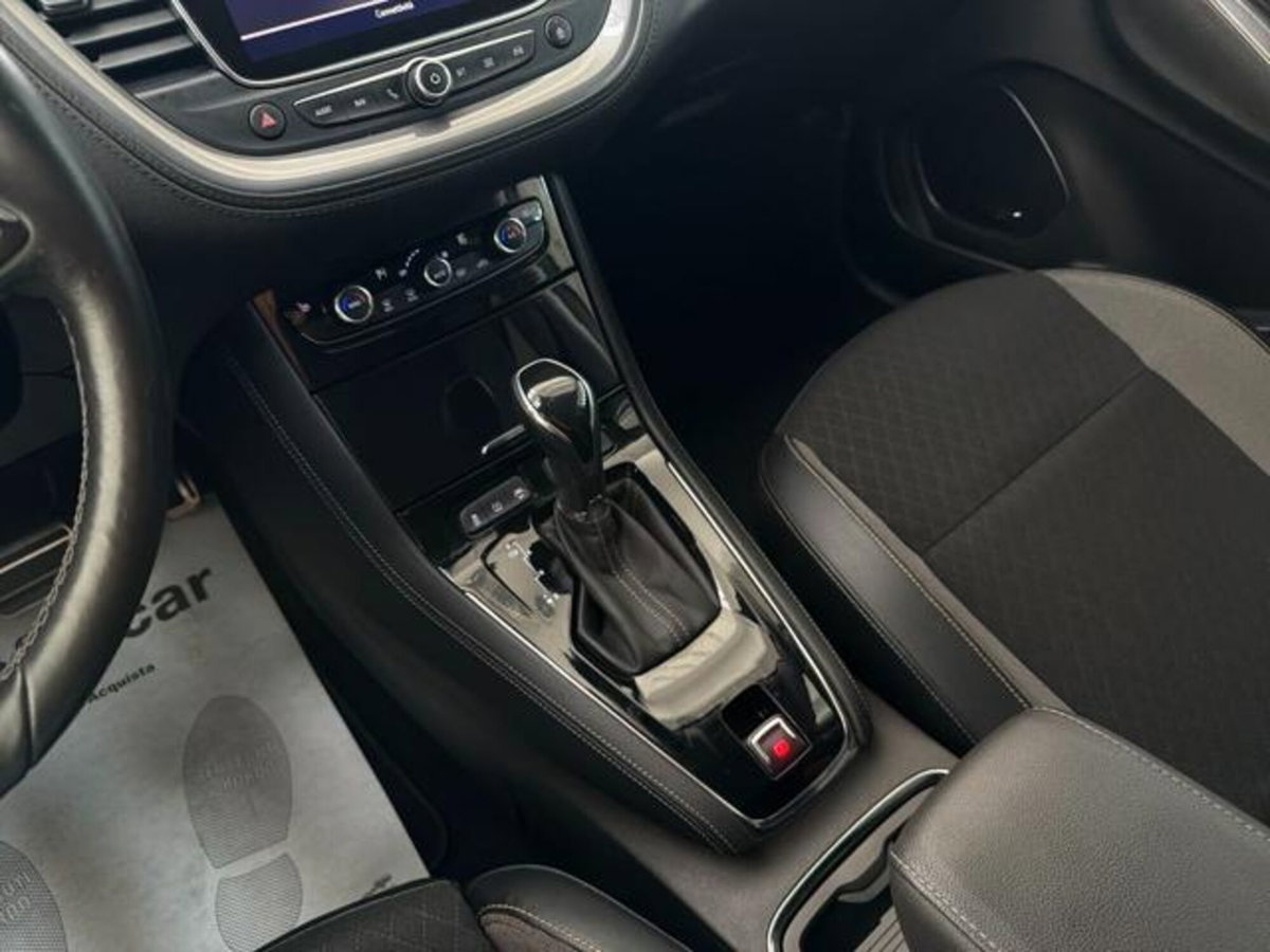 Opel Grandland X 2.0 diesel Ecotec Start&Stop aut. Ultimate (11)