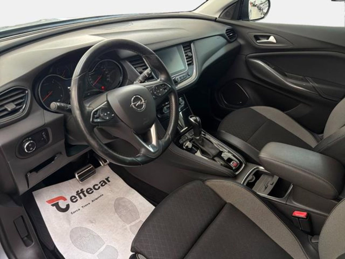 Opel Grandland X 2.0 diesel Ecotec Start&Stop aut. Ultimate (7)