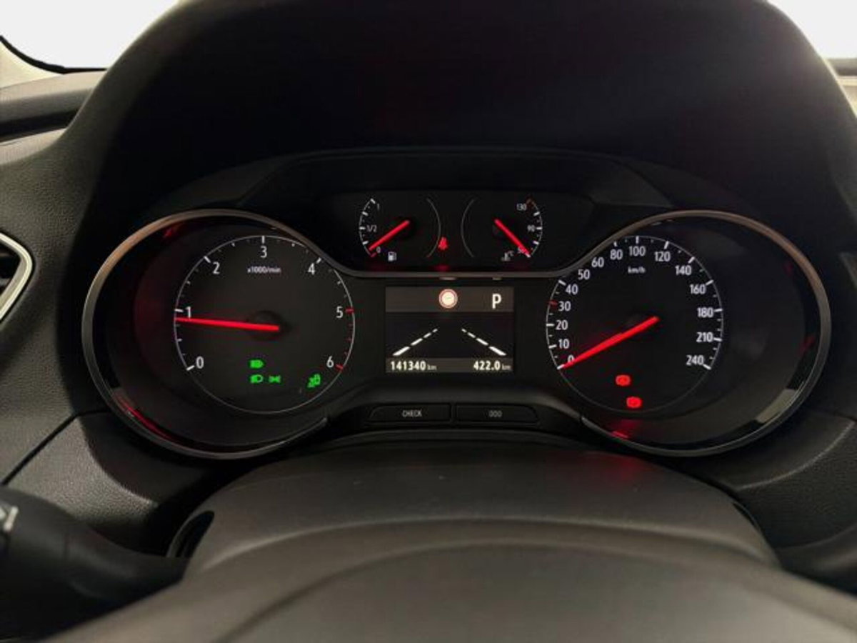 Opel Grandland X 2.0 diesel Ecotec Start&Stop aut. Ultimate (9)