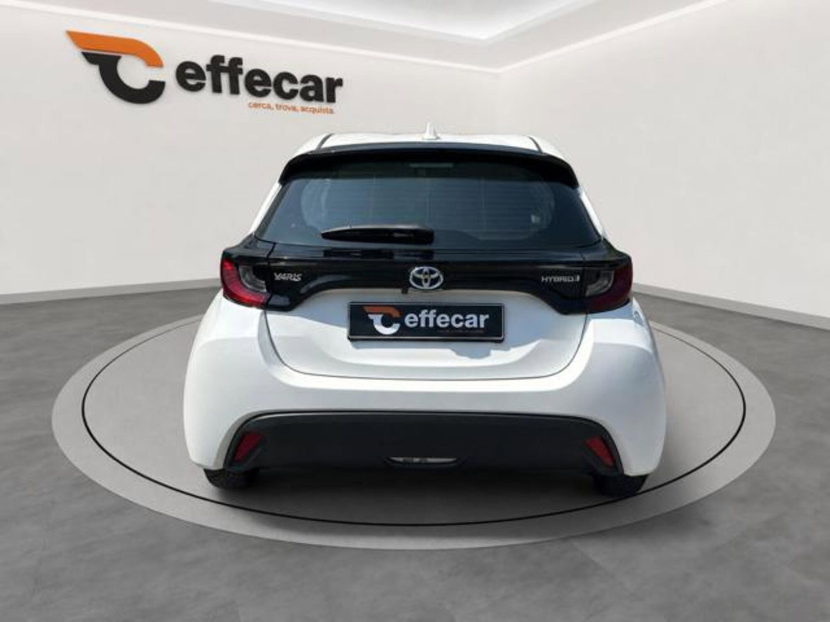 Toyota Yaris Cross 1.5 Hybrid 5p. E-CVT Premiere (5)