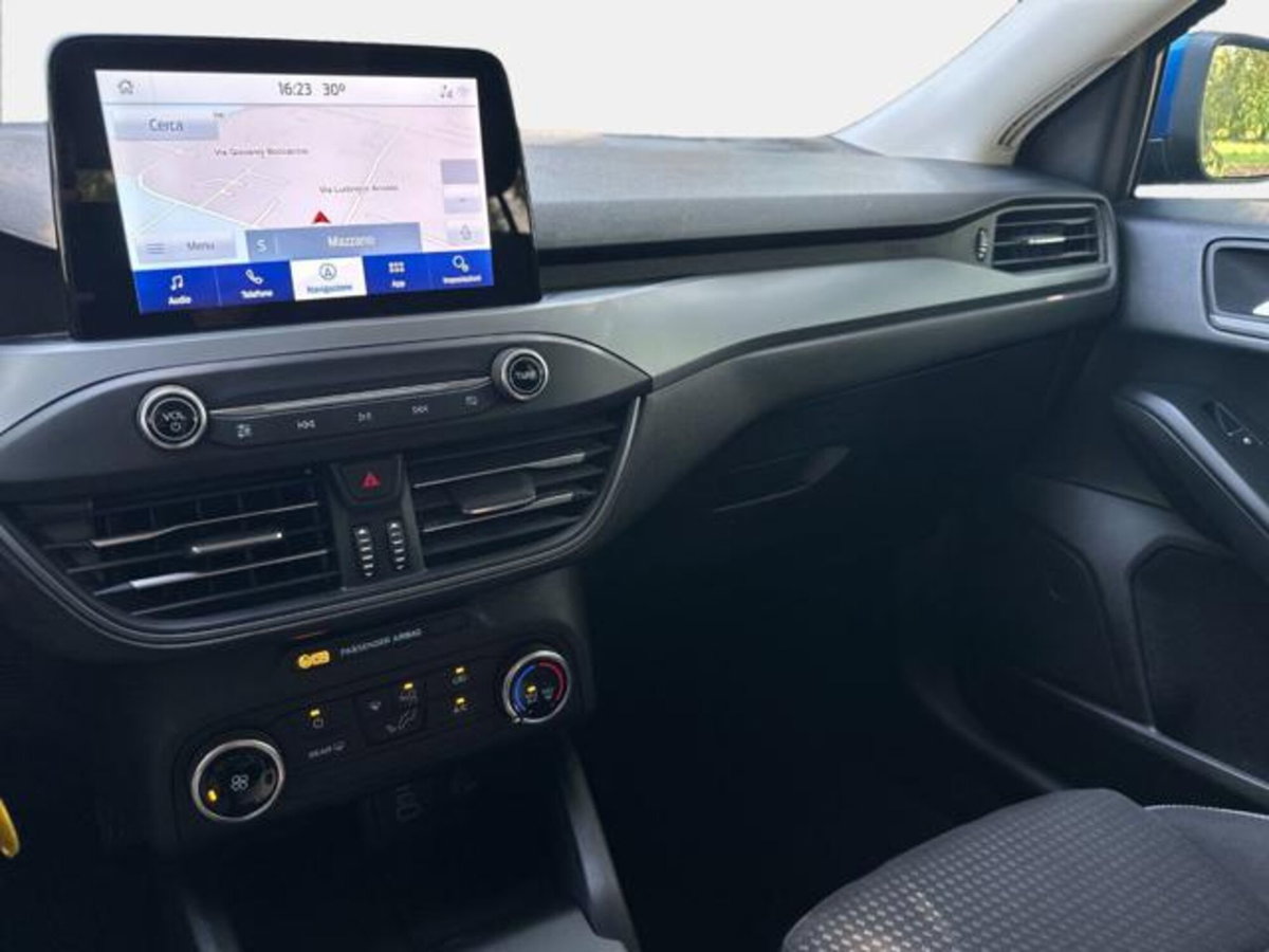 Ford Focus Station Wagon 1.5 EcoBlue 120 CV automatico SW Business (10)