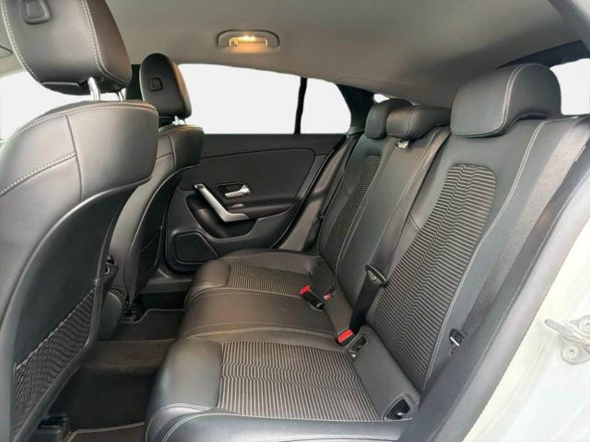 Mercedes-Benz CLA Shooting Brake 200 Automatic Shooting Brake Sport (13)