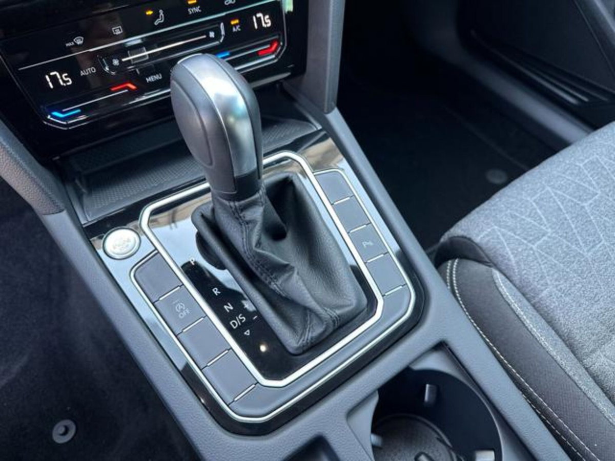 Volkswagen Passat Variant 2.0 TDI SCR EVO DSG Business (11)