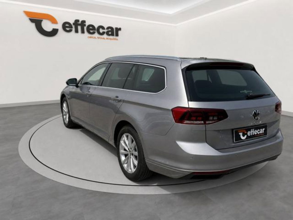 Volkswagen Passat Variant 2.0 TDI SCR EVO DSG Business (4)