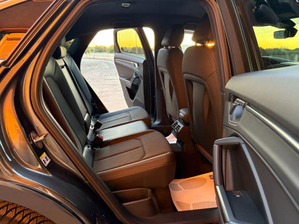 Audi Q3 Sportback 35 TDI S line edition (11)