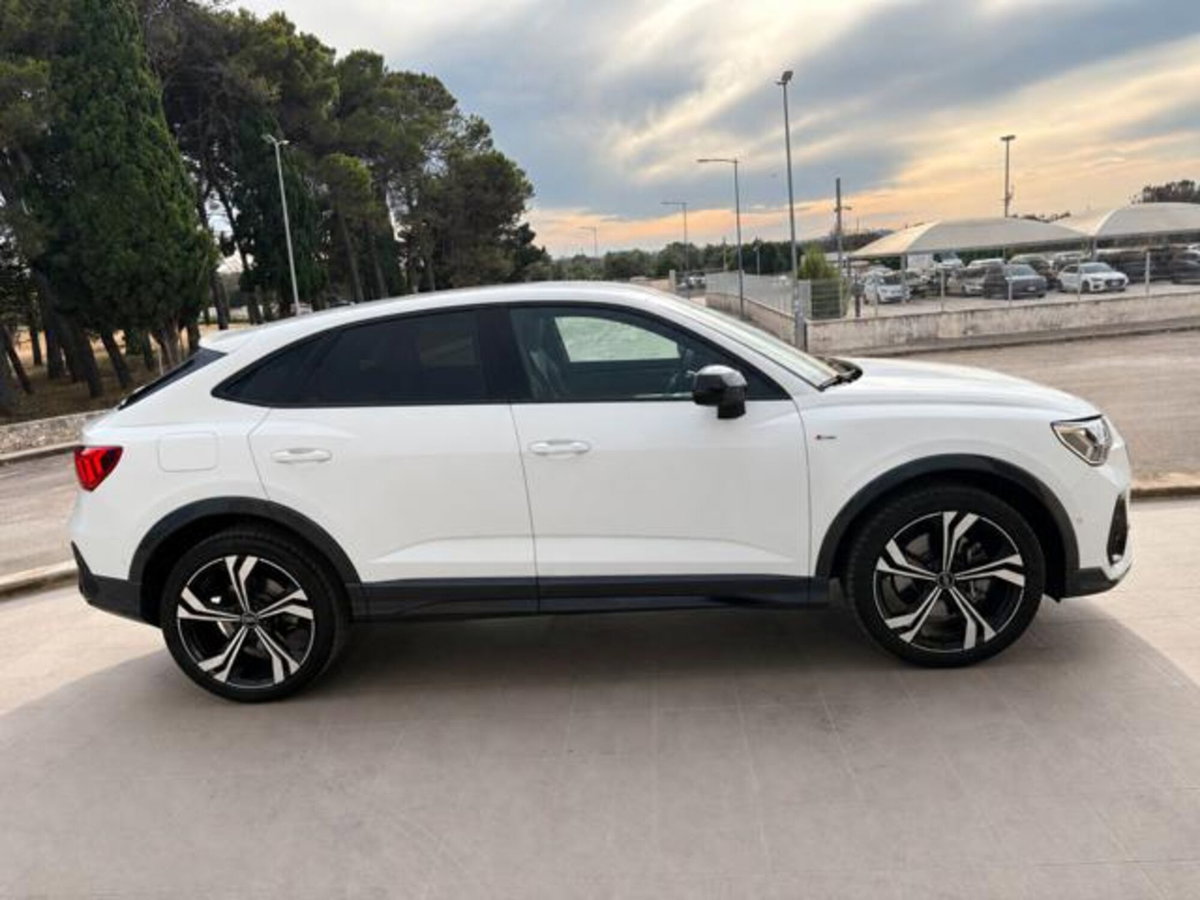 Audi Q3 Sportback 2.0 tdi S line quattro 193cv s-tronic (4)