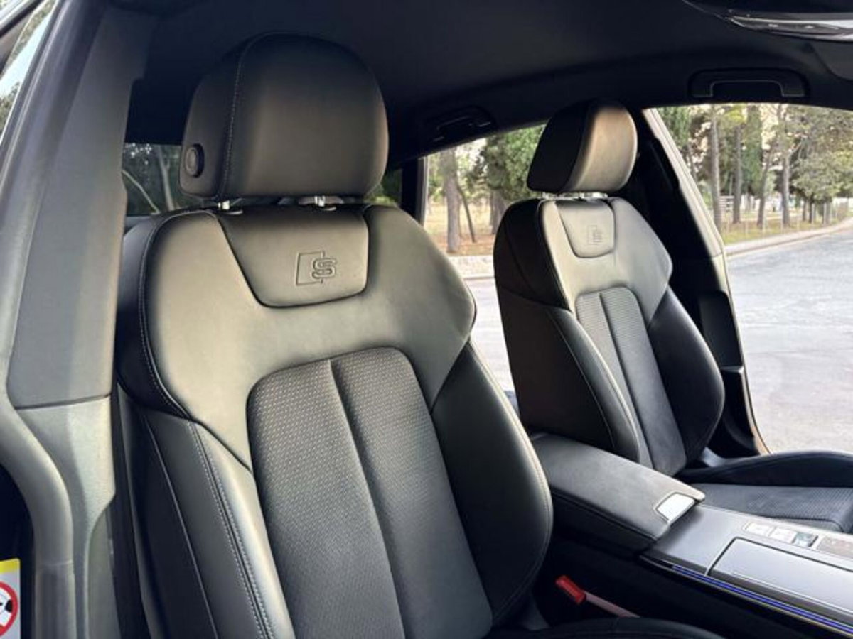 Audi A7 Sportback 40 2.0 TDI quattro ultra S tronic (10)