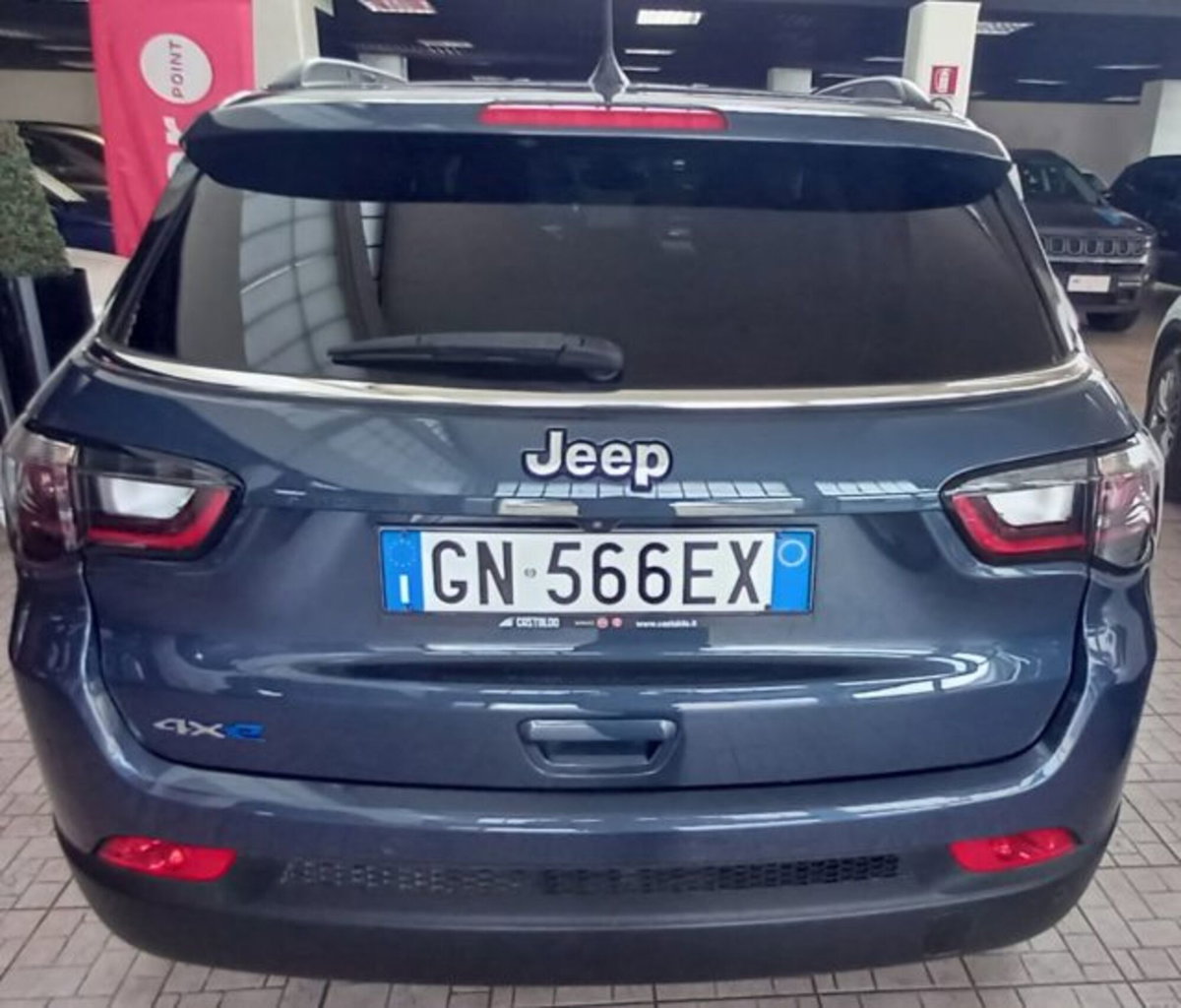 Jeep Compass 1.3 T4 190CV PHEV AT6 4xe Business Plus (3)