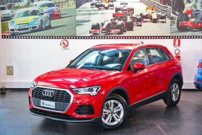 Audi Q3 35 2.0 tdi Business Advanced s-tronic usata