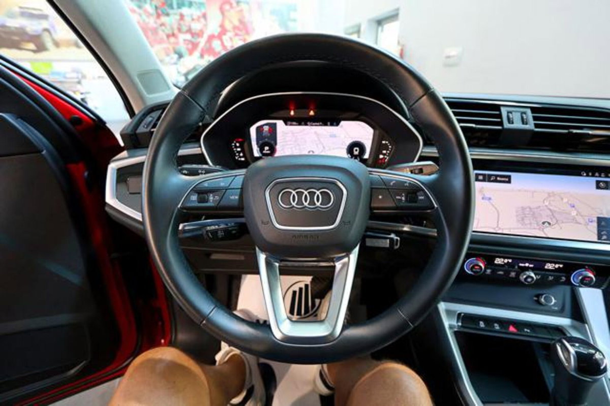 Audi Q3 35 2.0 tdi Business Advanced s-tronic (20)
