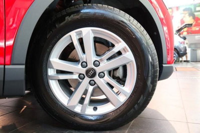 Audi Q3 35 2.0 tdi Business Advanced s-tronic (6)