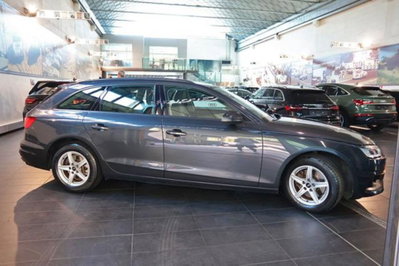 Audi A4 Avant 30 2.0 tdi mhev Business Advanced 136cv s-tronic (10)