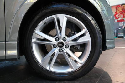 Audi Q3 35 2.0 tdi s-tronic (6)