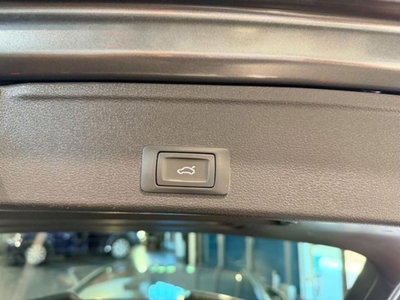 Audi A4 Avant 35 2.0 tfsi mhev Business Advanced 150cv s-tronic (13)