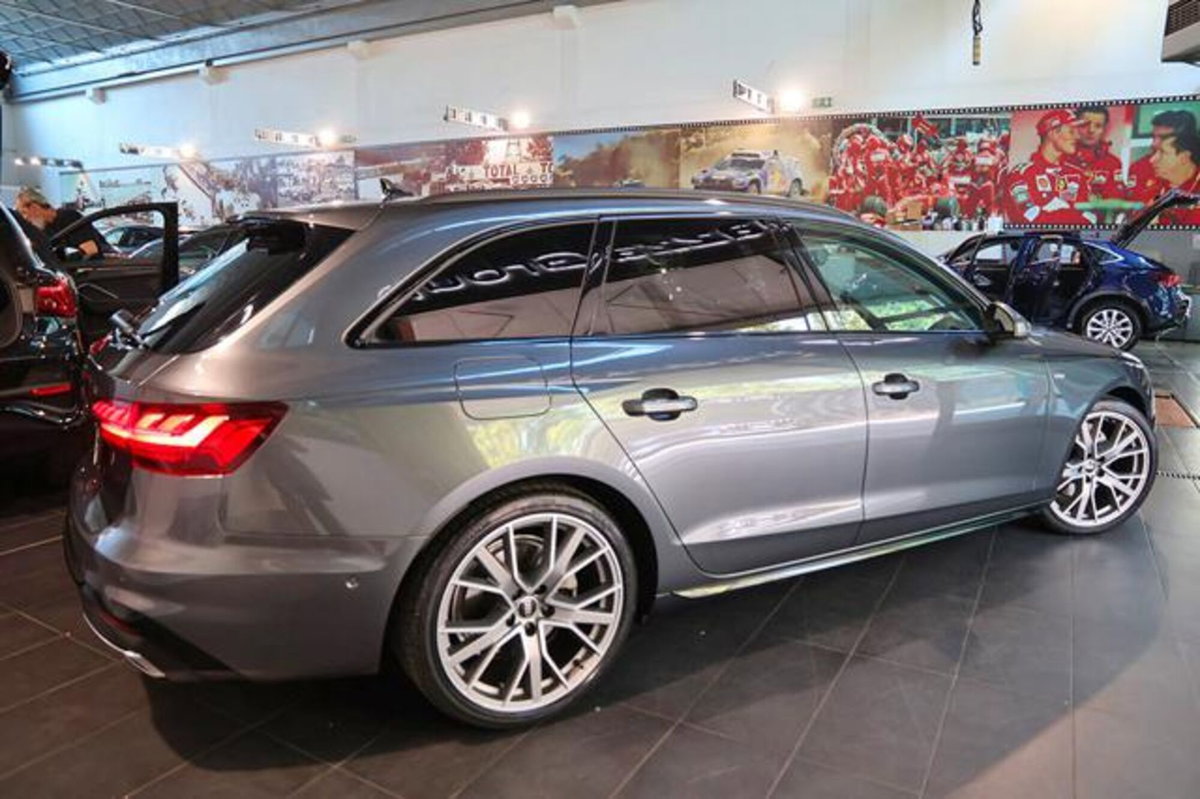Audi A4 Avant 35 2.0 tfsi mhev Business Advanced 150cv s-tronic (9)