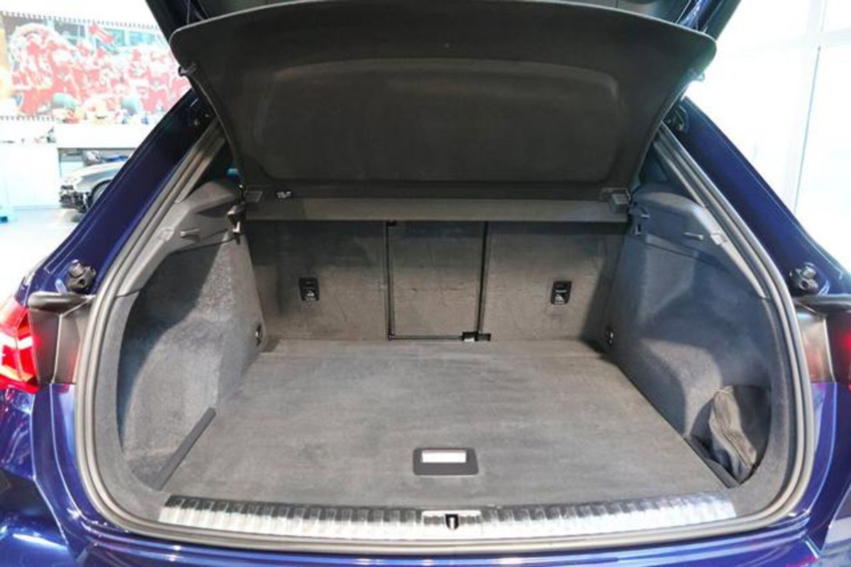 Audi Q3 35 2.0 tdi s-tronic (12)