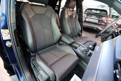 Audi Q3 35 2.0 tdi s-tronic (17)