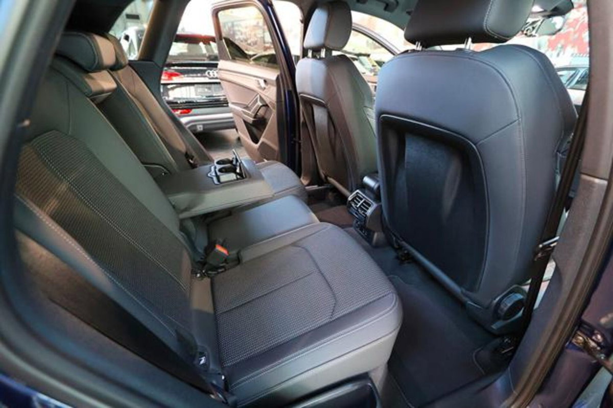 Audi Q3 35 2.0 tdi s-tronic (19)